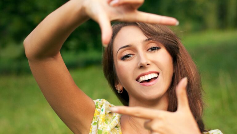 मुश्किल समय में खुद को कैसे रखें मजबूत? एक्सपर्ट्स ने बताए असरदार तरीके