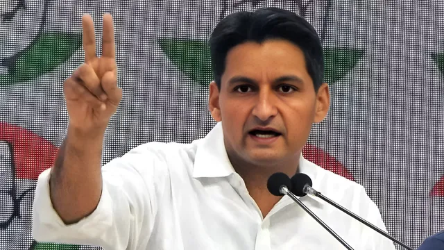 “क्रॉस वोटिंग पर घमासान: दीपेंद्र सिंह हुड्डा ने बागी विधायकों को लेकर बीजेपी पर साधा निशाना”