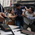 क्या रिकवरी एजेंट्स कर्ज वसूलने के नाम पर दुर्व्यवहार कर सकते हैं? जानिए RBI के नियम और आपके कानूनी अधिकार