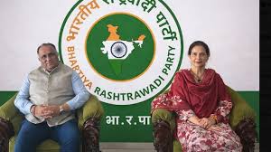 डॉ. नवजोत कौर सिद्धू का बड़ा ऐलान: नई पार्टी के साथ 37 नेताओं पर खुलासे की चेतावनी