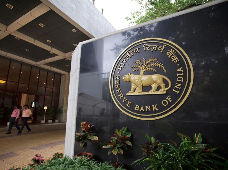 RBI का बड़ा फैसला: नए मनी चेंजर लाइसेंस बंद, फॉरेक्स कारोबार के नियमों में बड़ा बदलाव