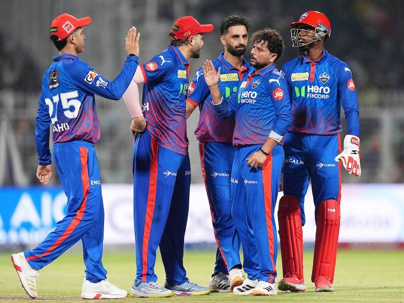 IPL 2026: दिल्ली ने जीत के साथ खत्म किया सफर, कोलकाता को 40 रन से दी शिकस्त IPL 2026: दिल्ली ने जीत के साथ खत्म किया सफर, कोलकाता को 40 रन से दी शिकस्त