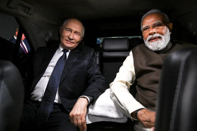 सितंबर में भारत आएंगे पुतिन, BRICS सम्मेलन में होगी मोदी से मुलाकात सितंबर में भारत आएंगे पुतिन, BRICS सम्मेलन में होगी मोदी से मुलाकात