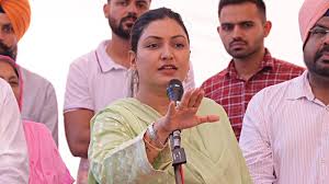 पंजाब की सियासत में हलचल के बीच अनमोल गगन मान का बयान—AAP के प्रति जताई पूरी निष्ठा