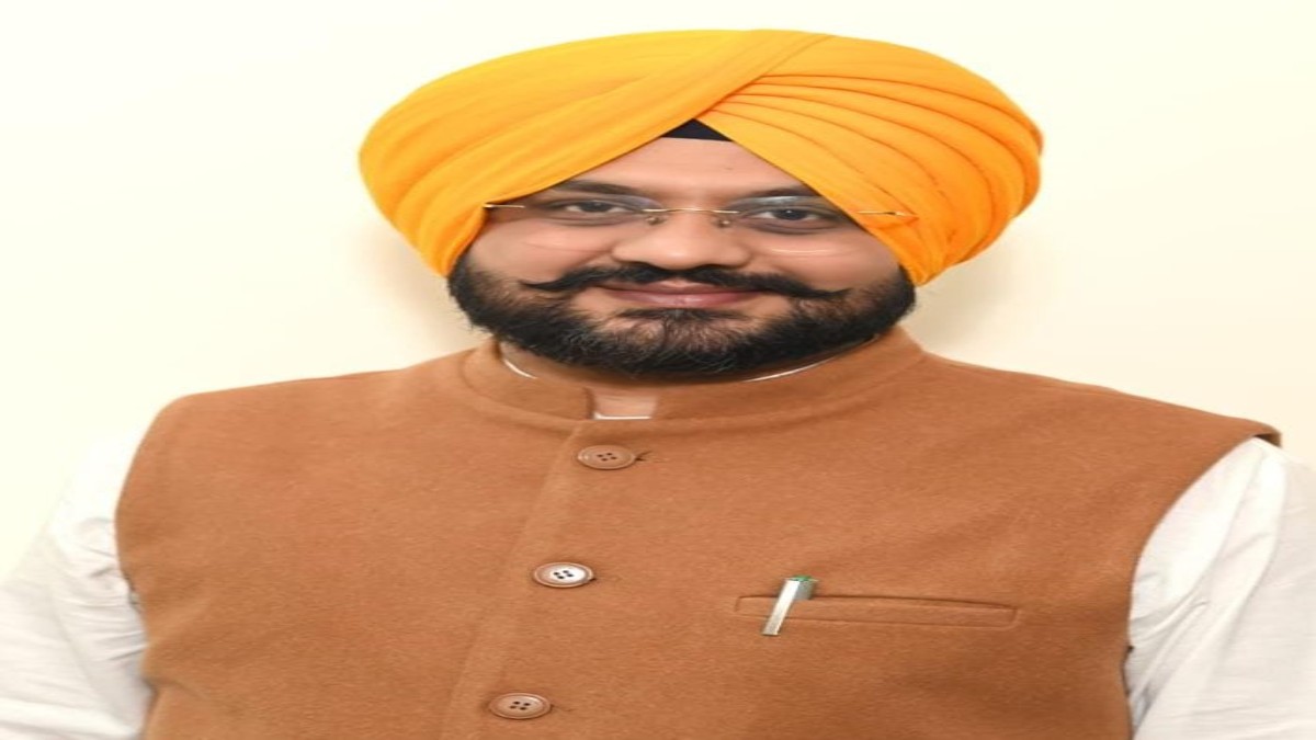 धान सीजन में बिजली कटौती नहीं होगी, मंत्री तरुनप्रीत सिंह सौंद का दावा धान सीजन में बिजली कटौती नहीं होगी, मंत्री तरुनप्रीत सिंह सौंद का दावा