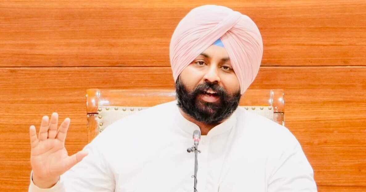 पंजाब में उच्च शिक्षा को मिलेगा नया आयाम, सरदार बेअंत सिंह स्टेट यूनिवर्सिटी में शुरू होंगे एआई, रोबोटिक्स और कृषि सहित कई आधुनिक कोर्स पंजाब में उच्च शिक्षा को मिलेगा नया आयाम, सरदार बेअंत सिंह स्टेट यूनिवर्सिटी में शुरू होंगे एआई, रोबोटिक्स और कृषि सहित कई आधुनिक कोर्स