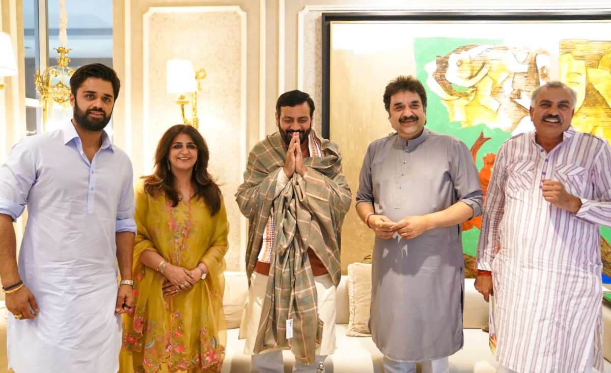 भजनलाल की पुण्यतिथि से पहले बढ़ी सियासी हलचल, कुलदीप बिश्नोई से CM सैनी की मुलाकात के निकाले जा रहे राजनीतिक मायने