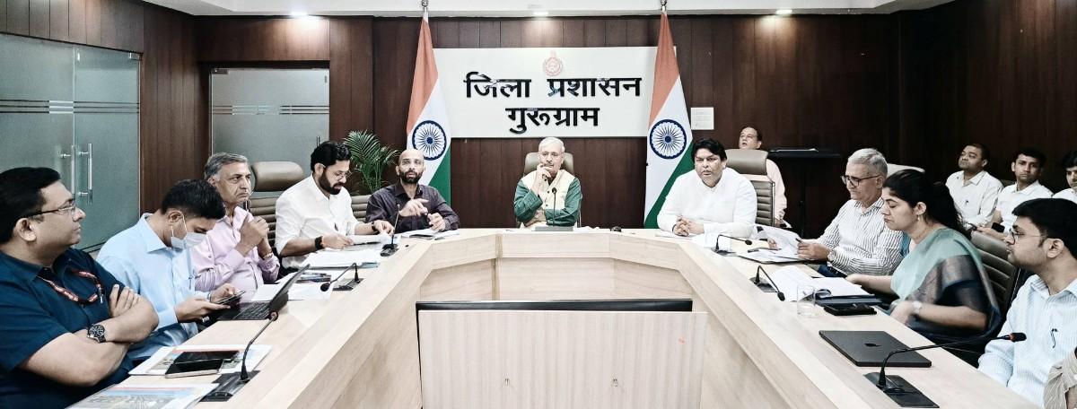 गुरुग्राम की मेट्रो, ऑर्बिटल रेल और एसपीआर परियोजनाओं को लेकर केंद्रीय मंत्री राव इंद्रजीत ने की समीक्षा बैठक, अधिकारियों को दिए निर्देश