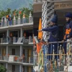 नगरासू गुरुद्वारा विवाद: श्रद्धालु बनकर आए निहंगों के कदमों से बढ़ा तनाव, छत पर चढ़ने के बाद बिगड़े हालात