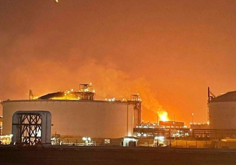 कतर के LNG हब में भीषण हादसा: रास लाफान गैस प्लांट में धमाका, 12 भारतीयों समेत 13 की मौत; 66 घायल कतर के LNG हब में भीषण हादसा: रास लाफान गैस प्लांट में धमाका, 12 भारतीयों समेत 13 की मौत; 66 घायल