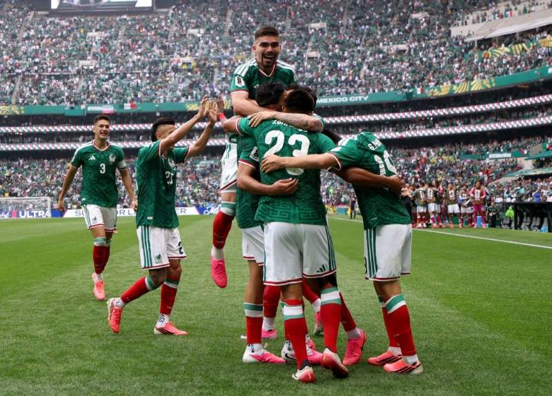 FIFA वर्ल्ड कप 2026 का आगाज: मैक्सिको ने दक्षिण अफ्रीका को 2-0 से हराकर दर्ज की शानदार जीत FIFA वर्ल्ड कप 2026 का आगाज: मैक्सिको ने दक्षिण अफ्रीका को 2-0 से हराकर दर्ज की शानदार जीत