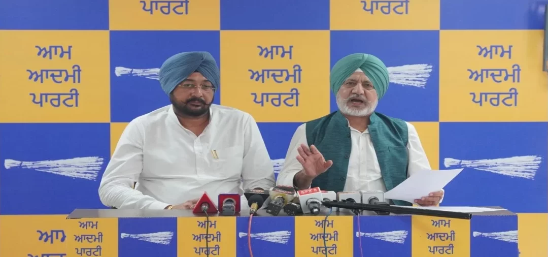 तीर्थ यात्रा योजना पर सियासी घमासान तेज, AAP का कांग्रेस पर हमला; बलतेज पन्नू बोले- लोकप्रियता से घबराकर किया गया हमला