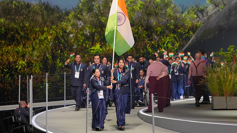 कॉमनवेल्थ गेम्स 2026 का रंगारंग आगाज: मीराबाई-लवलीना बनीं भारत की शान, स्कॉटलैंड में दिखी संस्कृति और खेलों की शानदार झलक