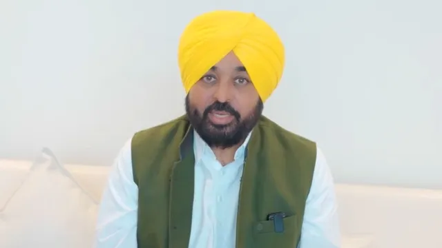 ‘मावा धीयां सत्कार योजना’ की पहली राशि जारी होने के बाद मुख्यमंत्री मान का संदेश, महिलाओं से मतदाता सूची में नाम सुनिश्चित कराने की अपील ‘मावा धीयां सत्कार योजना’ की पहली राशि जारी होने के बाद मुख्यमंत्री मान का संदेश, महिलाओं से मतदाता सूची में नाम सुनिश्चित कराने की अपील