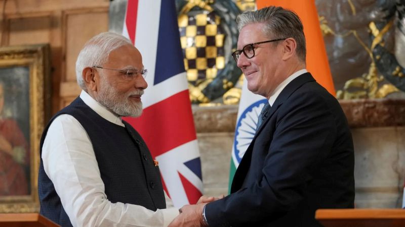 भारत-UK FTA लागू: ब्रिटिश कारों से लेकर स्कॉच तक होगी सस्ती, भारतीय निर्यातकों के लिए खुलेंगे नए अवसर भारत-UK FTA लागू: ब्रिटिश कारों से लेकर स्कॉच तक होगी सस्ती, भारतीय निर्यातकों के लिए खुलेंगे नए अवसर
