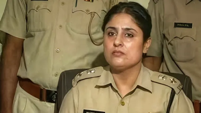हरियाणा की सुरक्षा व्यवस्था में बड़ा बदलाव: पहली बार बनी एटीएस, महिला आईपीएस नाजनीन भसीन को मिली कमान हरियाणा की सुरक्षा व्यवस्था में बड़ा बदलाव: पहली बार बनी एटीएस, महिला आईपीएस नाजनीन भसीन को मिली कमान