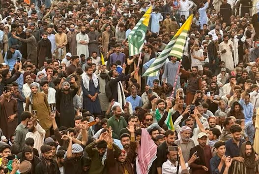 PoK में पाकिस्तान के खिलाफ उबाल, प्रदर्शनकारियों ने UN और OIC से मांगी मदद; मानवाधिकार उल्लंघन के गंभीर आरोप