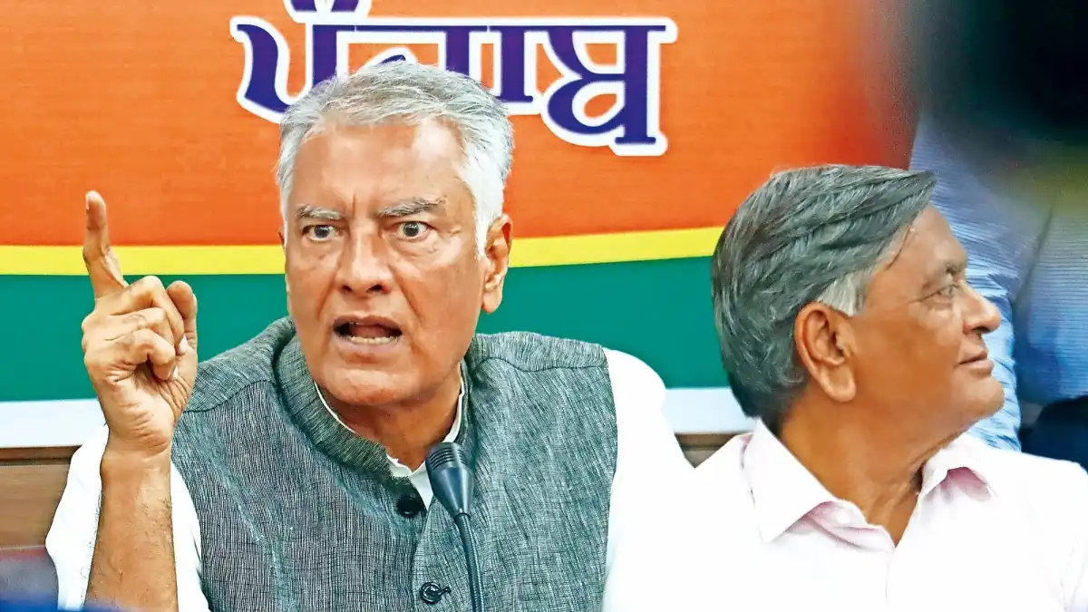 ‘नौकरशाही का राजनीतिकरण, राजनीति का अपराधीकरण’, AAP सरकार पर सुनील जाखड़ का तीखा वार