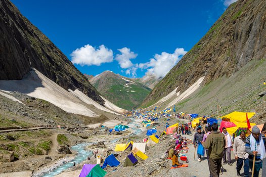 अमरनाथ यात्रा पर जाने से पहले जान लें ये जरूरी हेल्थ नियम, हार्ट और डायबिटीज मरीजों के लिए डॉक्टरों की अहम सलाह अमरनाथ यात्रा पर जाने से पहले जान लें ये जरूरी हेल्थ नियम, हार्ट और डायबिटीज मरीजों के लिए डॉक्टरों की अहम सलाह
