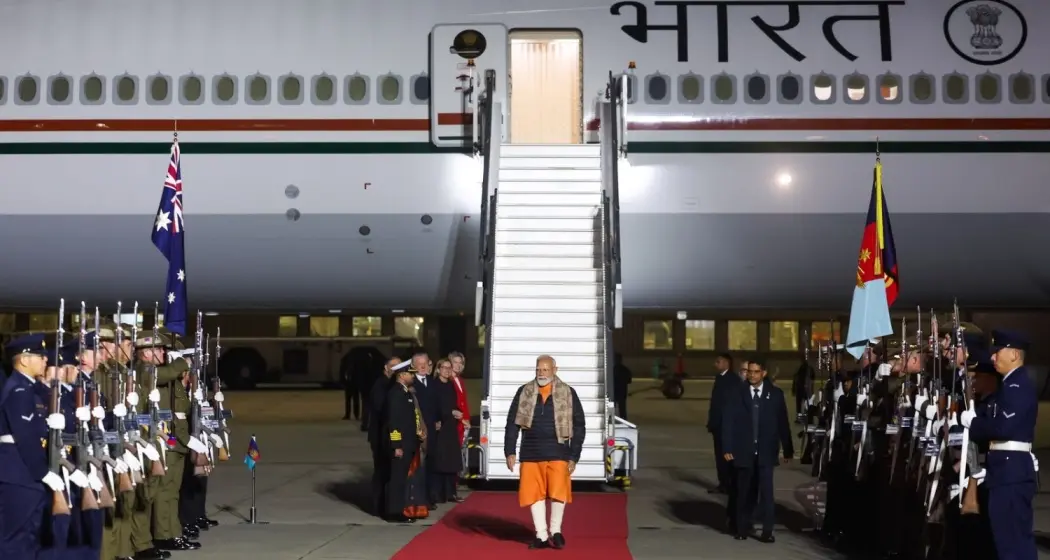 ऑस्ट्रेलिया दौरे पर पीएम मोदी का भव्य स्वागत, भारत-ऑस्ट्रेलिया रिश्तों को मिलेगी नई मजबूती ऑस्ट्रेलिया दौरे पर पीएम मोदी का भव्य स्वागत, भारत-ऑस्ट्रेलिया रिश्तों को मिलेगी नई मजबूती