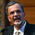 E20 पेट्रोल पर नई बहस: 8 करोड़ पुराने दोपहिया वाहनों के लिए E10 की मांग, 20% से आगे बढ़ने पर खाद्य और पानी का संकट