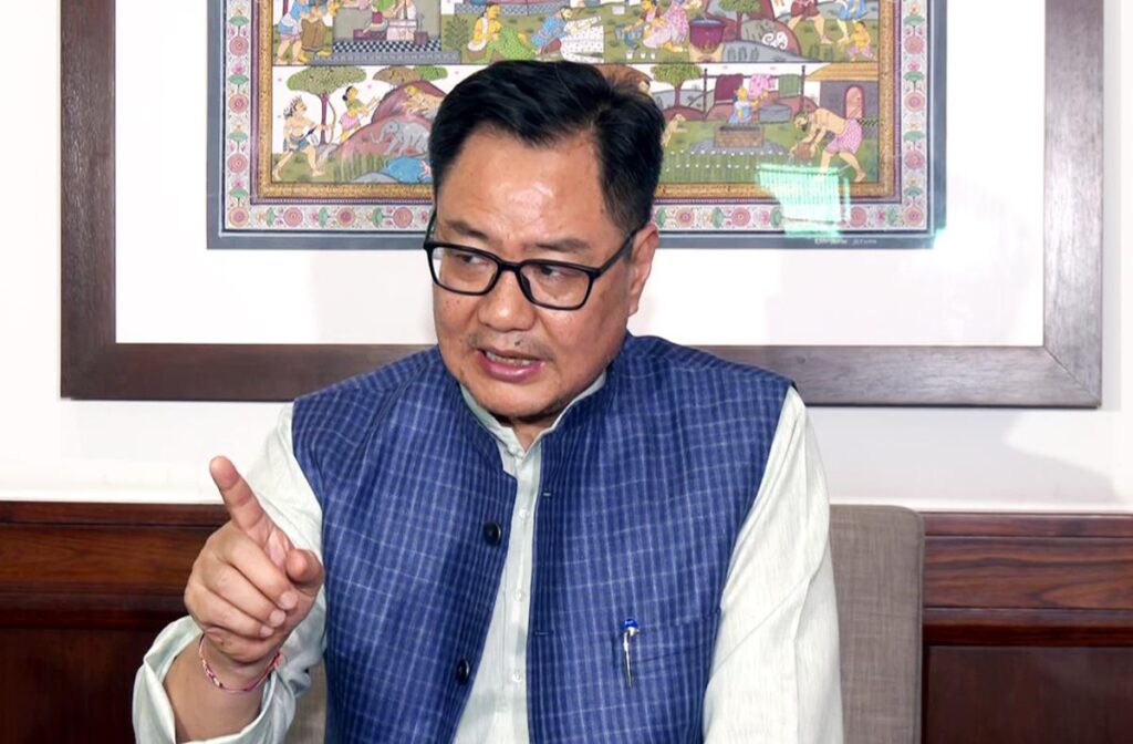 संसद के मानसून सत्र पर रिजिजू का विपक्ष पर वार: बोले- बहस से दूर रहा विपक्ष