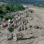 नेपाल-तिब्बत में जलप्रलय के बाद बढ़ी चिंता: 392 लोगों की मौत, 1468 लापता; 290 भारतीयों से भी संपर्क टूटा