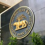EMI चूकने पर मनमानी नहीं कर सकेंगे बैंक: 2027 से फोन लॉक करने पर भी लागू होंगे सख्त नियम