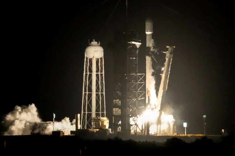 87 हजार किमी/घंटा की रफ्तार से चंद्रमा की ओर बढ़ रहा SpaceX रॉकेट स्टेज, वैज्ञानिकों के लिए बनेगा अनोखी रिसर्च का मौका