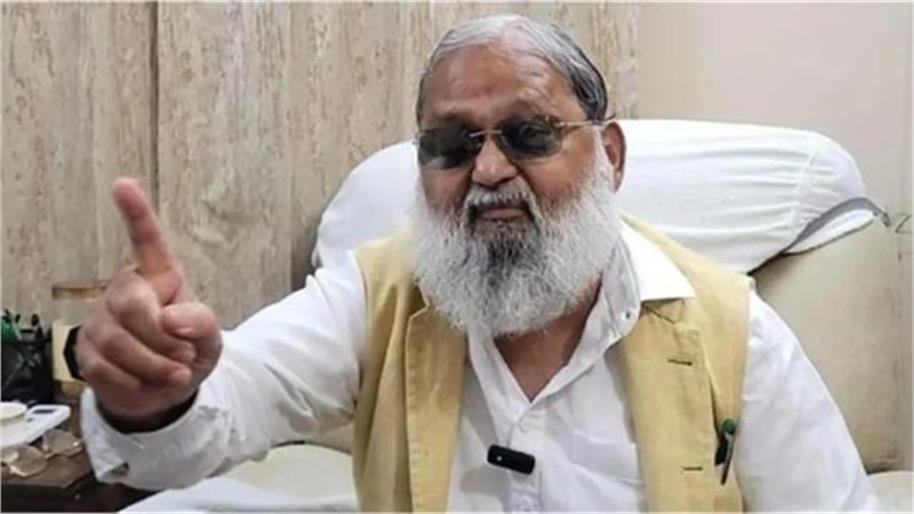 ‘दिमागी नक्सल’ टिप्पणी पर चिदंबरम को घेरने उतरे अनिल विज, बोले- नक्सलवाद पर आपकी समझ क्या है?