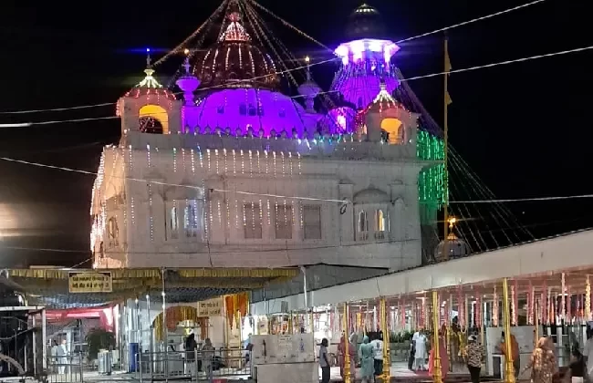 रक्खड़ पुन्निया मेले में उमड़ा आस्था का सैलाब, बाबा बकाला की धरती पर सियासी ताकत का भी प्रदर्शन
