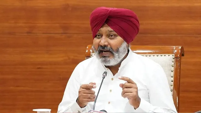 कर्मचारियों के 14,191 करोड़ के एरियर पर सरकार का जवाब, हरपाल चीमा बोले- पुरानी देनदारी चुका रही मान सरकार कर्मचारियों के 14,191 करोड़ के एरियर पर सरकार का जवाब, हरपाल चीमा बोले- पुरानी देनदारी चुका रही मान सरकार