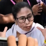 ममता की कार पर पत्थरबाजी का आरोप, बोलीं- खिड़की खुली होती तो जान जा सकती थी; सुवेंदु ने कहा- यह लोगों का गुस्सा