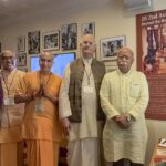 मोहन भागवत का न्यूयॉर्क में इस्कॉन मंदिर दौरा: बोले- कृष्ण चेतना से दूर हो सकते हैं दुनिया के संघर्ष, 29 अगस्त को मैडिसन स्क्वायर में कार्यक्रम