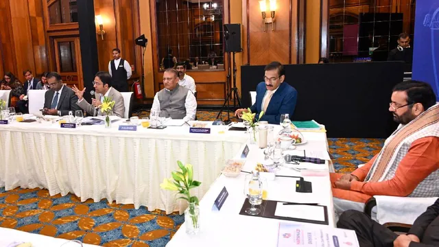 हरियाणा में निवेश की बड़ी लहर, मुंबई रोड शो में कंपनियों ने जताई 1 लाख करोड़ से अधिक की रुचि हरियाणा में निवेश की बड़ी लहर, मुंबई रोड शो में कंपनियों ने जताई 1 लाख करोड़ से अधिक की रुचि