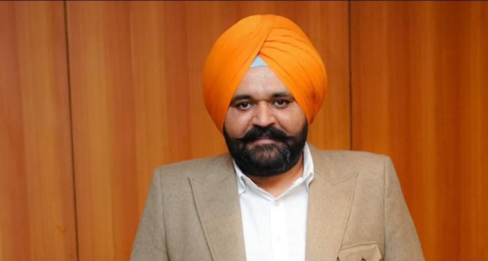 मजीठिया के आरोपों पर सीएम मान के OSD घुम्मण का पलटवार, बोले- सबूत दो या सार्वजनिक माफी मांगो