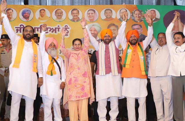 हरियाणा की रफ्तार ने पंजाब की राजनीति पर उठाए सवाल, नायब सैनी बोले- जनता को विज्ञापन नहीं विकास चाहिए