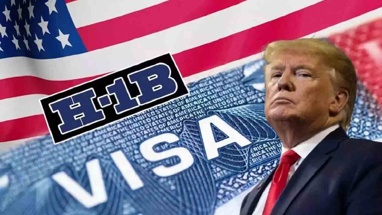 H-1B पर ट्रंप प्रशासन की नई सख्ती, कंपनियों की होगी कड़ी जांच; भारतीय प्रोफेशनल्स पर क्या पड़ेगा असर? H-1B पर ट्रंप प्रशासन की नई सख्ती, कंपनियों की होगी कड़ी जांच; भारतीय प्रोफेशनल्स पर क्या पड़ेगा असर?