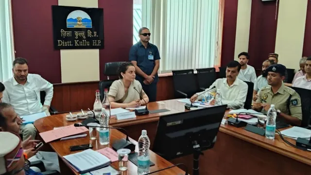 कुल्लू में नशे के खिलाफ कंगना का सख्त संदेश, बोलीं- तस्करों की जड़ तक पहुंचे प्रशासन