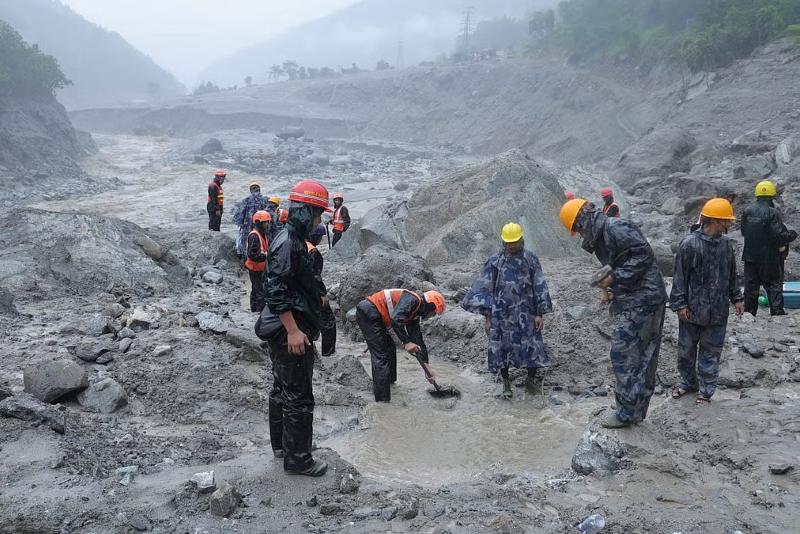 नेपाल बाढ़ की तबाही में 1068 मौतें, 4600 से ज्यादा अब भी लापता: शवों की पहचान के लिए DNA जांच का सहारा