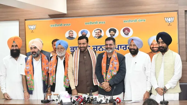 पगड़ी पर बयान को लेकर सीएम सैनी का मान पर हमला, बोले- पंजाब और गुरुओं से माफी मांगें मुख्यमंत्री
