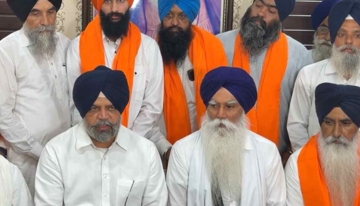 गठबंधन की अटकलों पर अयाली ने साफ किया रुख, बोले- राजनीतिक फैसला संगत की राय से होगा गठबंधन की अटकलों पर अयाली ने साफ किया रुख, बोले- राजनीतिक फैसला संगत की राय से होगा