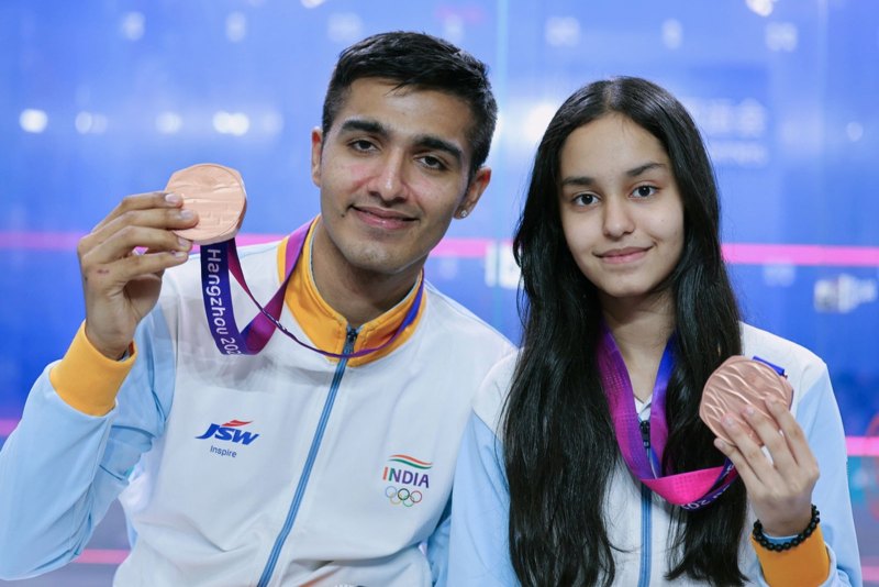 एशियन गेम्स में भारत की झोली में आए 7 और मेडल, एथलेटिक्स से लेकर स्क्वॉश तक दिखा दम; कुल पदक 37 हुए एशियन गेम्स में भारत की झोली में आए 7 और मेडल, एथलेटिक्स से लेकर स्क्वॉश तक दिखा दम; कुल पदक 37 हुए