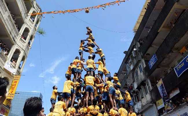 दही-हांडी सिर्फ मटकी फोड़ने का खेल नहीं, जानिए कृष्ण की लीला से महाराष्ट्र के बड़े उत्सव तक का पूरा सफर