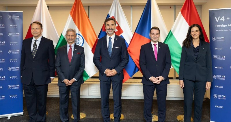 UNSC में भारत की दावेदारी को मिला नया यूरोपीय समर्थन, V4 के चार देशों ने स्थायी सदस्यता के पक्ष में जताई सहमति UNSC में भारत की दावेदारी को मिला नया यूरोपीय समर्थन, V4 के चार देशों ने स्थायी सदस्यता के पक्ष में जताई सहमति