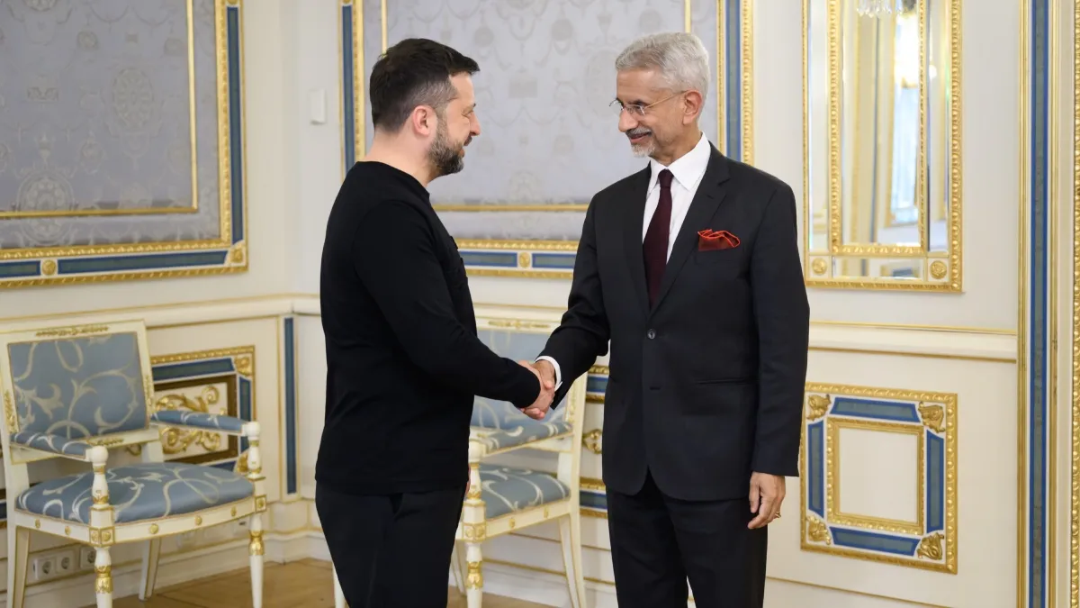जेलेंस्की ने भारत की शांति पहल का किया स्वागत: जयशंकर से मुलाकात में बोले- युद्ध खत्म कराने की कोशिश के लिए शुक्रगुजार जेलेंस्की ने भारत की शांति पहल का किया स्वागत: जयशंकर से मुलाकात में बोले- युद्ध खत्म कराने की कोशिश के लिए शुक्रगुजार