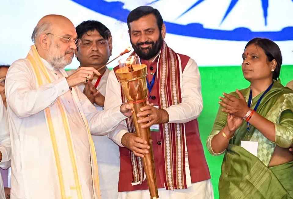 मोदी के 25 साल भारत की सेवा और गौरव के नाम, इतिहास में स्वर्णिम अक्षरों से दर्ज होंगे: अमित शाह