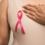 ब्रेस्ट में गांठ न हो तब भी मिल सकते हैं कैंसर के संकेत, महिलाओं को इन बदलावों को भूलकर भी नहीं करना चाहिए नजरअंदाज