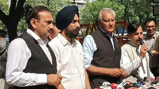 एसआईआर पर कांग्रेस-आप को घेरा, सुनील जाखड़ बोले- पंजाब में सहमति, दूसरे राज्यों में विरोध क्यों?