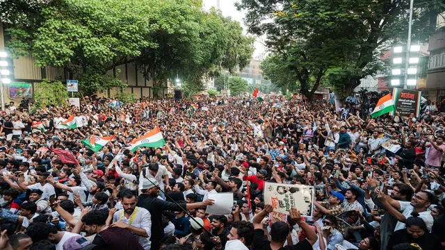ज्ञानेश कुमार के इस्तीफे की मांग पर दिल्ली से मुंबई तक प्रदर्शन, 700 से ज्यादा हिरासत में; CJP का 10 अक्टूबर को फिर जंतर-मंतर का ऐलान